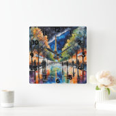 Horloge Carrée Paris la nuit reflétant l'eau de pluie (Maison)