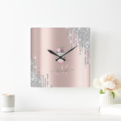 Horloge Carrée Parties scintillant argent Rose Monogramme Cupcak (Maison)