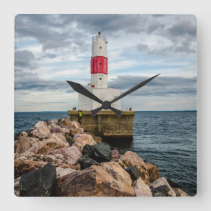 Horloge Carrée Phare de brise-lames de port d'île de Presque