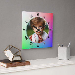 Horloge Carrée Photo customisée, chiffres romains sur Pastel Rain