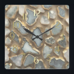 Horloge Carrée Pierres blanches grises découpées en or<br><div class="desc">Pierres blanches grises découpées dans des modèles or par Umua. Imprimé et expédié par Zazzle ou ses partenaires.</div>
