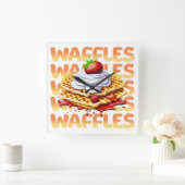 Horloge Carrée Pile de gaufres recouverte de fraises (Maison)