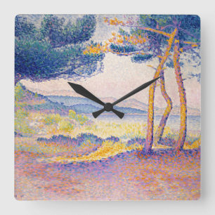 Horloge Carrée Pins le long du rivage