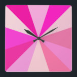 Horloge Carrée Pop Art Moderne années 60 Funky Geometry Rays en r<br><div class="desc">Cette horloge carré pop art branchée et rétro des années 60 a des rayons psychédéliques rose / sunbursts tournant dans un motif géométrique. Il y a douze rayons pour marquer l'heure - pas besoin de chiffres sur cette horloge funky,  minimaliste,  ultra-mod,  girly. C'est super,  bébé.</div>