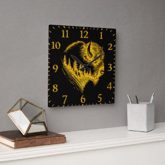 Horloge Carrée Portrait De Bison D'Or Avec Silhouette De Forêt