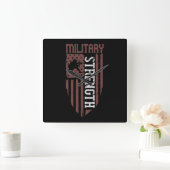 Horloge Carrée Puissance militaire (Maison)