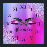 Horloge Carrée Purple Pink Monogram Glitter Eyelashes<br><div class="desc">Faux violet et rose Foil Parties scintillant étincelante métallique brossé Monogramme en métal Nom et cils initiaux (cils), Extensions Eyelash et Yeux mignon horloge murale. Le design fait le cadeau parfait pour 16 ans, mariage, douche nuptiale, anniversaire, baby shower ou bachelorette pour quelqu'un à la recherche d'un style cool tendance....</div>