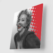 Horloge Carrée Red Dots Marilyn (Angle)