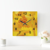 Horloge Carrée Rose Bright Yellow (Maison)