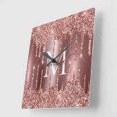 Horloge Carrée Rose Gold Glitter Coulures Monogramme Personnalisé (Angle)