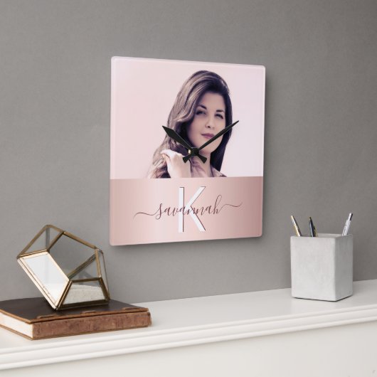 Horloge Carrée Rose or blush nom monogramme photo glamour (Bureau)