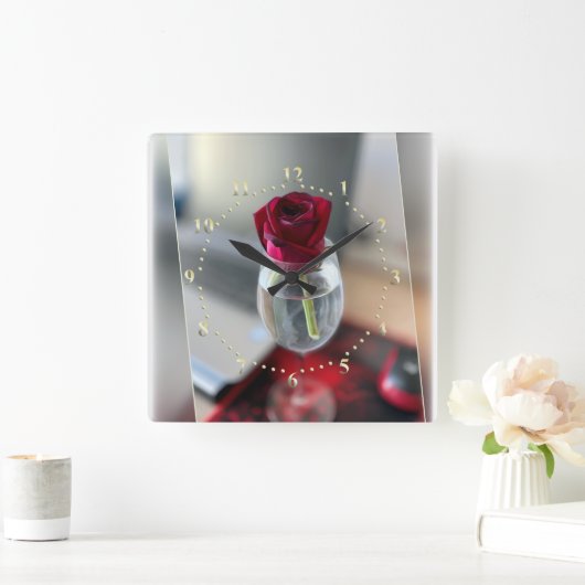 Horloge Carrée Rose rouge foncé (Maison)