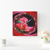 Horloge Carrée Rosebud rose vif Art Abstrait (Maison)