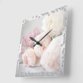 Horloge Carrée Roses romantiques et diamants (Angle)