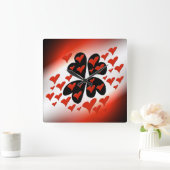 Horloge Carrée Rouge sur les coeurs noirs (Maison)