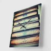 Horloge Carrée Roulettes de piano antique (Angle)