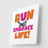 Horloge Carrée Run and Embrassez Life Orange Pink (Angle)