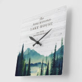 Horloge Carrée Rustic Lake House Thème | Nom de famille (Angle)