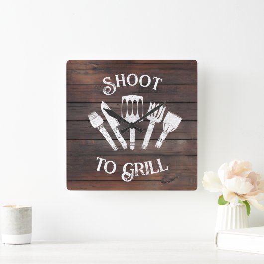 Horloge Carrée Rustique ‘Shoot To Grill’ - Drôle cadeau BBQ (Maison)