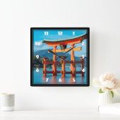 Horloge Carrée Scenic landscape with Japanese Torii Gate (Maison)