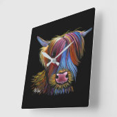Horloge Carrée Scottish Highland Cow ' PODGER ' par Shirley M (Angle)
