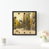 Horloge Carrée Sentier hivernal neige avec pins (Maison)