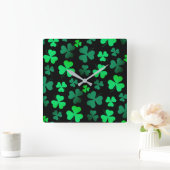 Horloge Carrée Shamrock Clover Moderne tendance Noir et Vert (Maison)