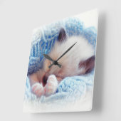 Horloge Carrée Siamese Kitten Paws dormant (Angle)