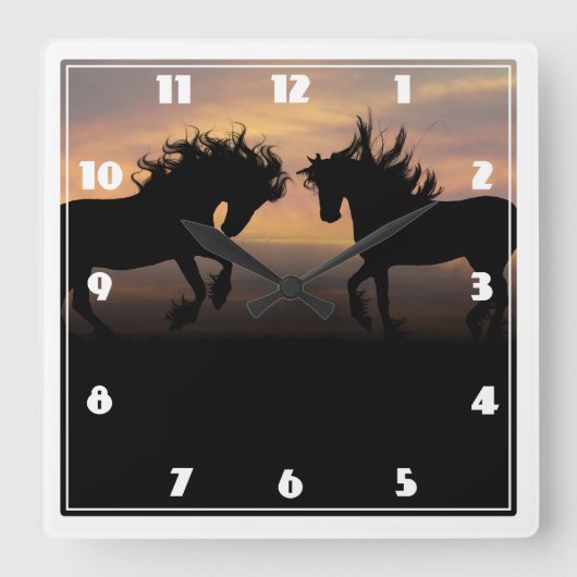 Horloge Carrée Silhouette de chevaux sauvages (Recto)