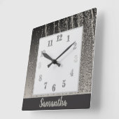 Horloge Carrée Silver Streaks Metallic Stripe Motif moderne (Angle)