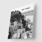 Horloge Carrée Skyline noir et blanc Lisbonne Portugal (Angle)