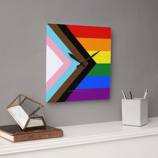 Horloge Carrée SlipperyJoe's Progress Pride Drapeaux gay cadeaux (Bureau)