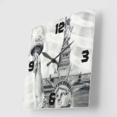 Horloge Carrée Statue de Liberty Wall Clock (Angle)