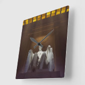 Horloge Carrée Statue Mémorial Lincoln Avec Inscription (Angle)