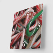 Horloge Carrée Sucres de canne Noël Vacances Blanc Vert et Rouge (Angle)