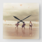 Horloge Carrée Surfers Rétro Horloge. (Recto)