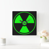 Horloge Carrée Symbole de rayonnement radioactif nucléaire en ver (Maison)
