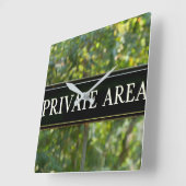 HORLOGE CARRÉE SYMBOLE DE ZONE PRIVÉE (Angle)