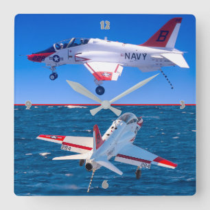 HORLOGE CARRÉE T-45 GOSHAWK