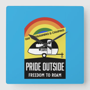 Horloge Carrée T-shirt camping caravane gay