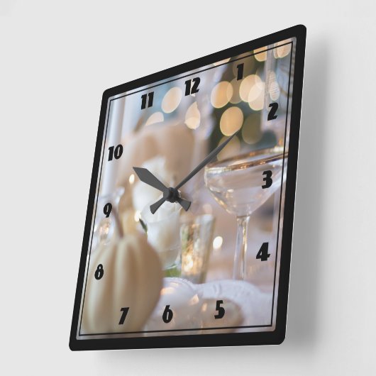 Horloge Carrée Table classique avec cadre soigné (Angle)