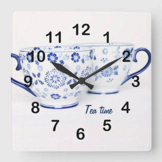 Horloge Carrée Tasse de thé classique élégante bleue