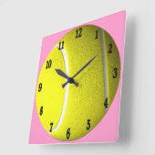 Horloge Carrée Tennis balle rose (Angle)