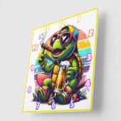 Horloge Carrée Tortue joyeuse au coucher du soleil (Angle)