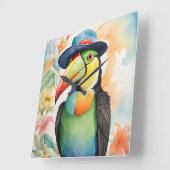 Horloge Carrée Toucan à bec-de-Keel en Casquette Fedora (Angle)