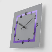Horloge Carrée Toute couleur avec bordure violette (Angle)
