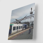 Horloge Carrée Train bleu et blanc (Angle)