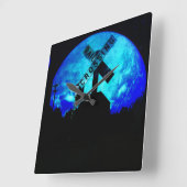 Horloge Carrée Traversée (Angle)