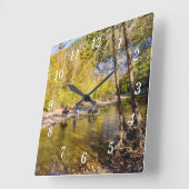 Horloge Carrée Traversée De La Mur De La Rivière Buffalo (Angle)