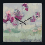 Horloge Carrée Treeline Fuchsia<br><div class="desc">Fuchsia Treeline I par Jennifer Goldberger. Représentation Abstraite de formes de fuschia arborées contre un arrière - plan muet,  faite dans un style de peinture.</div>
